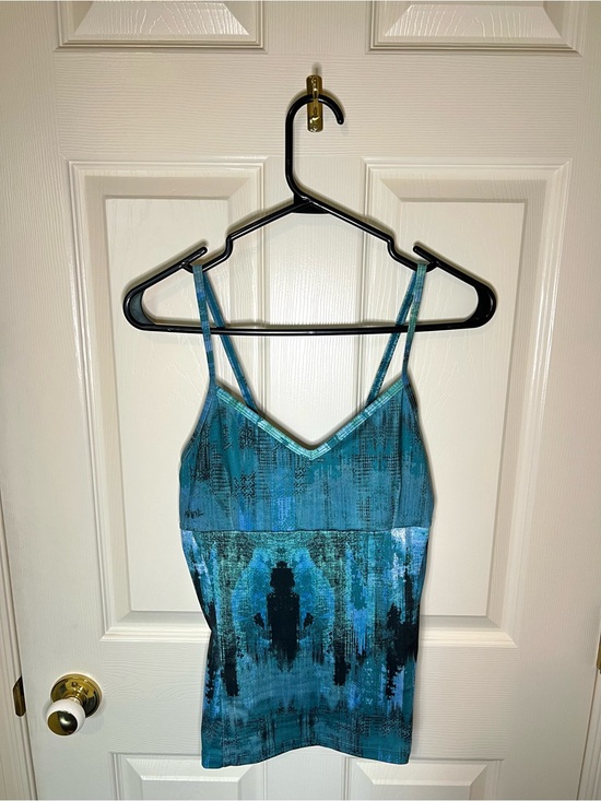 ALO Yoga Tops - ALO Yoga Teal and Black Patterned Tank Top